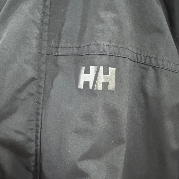 Helly Hansen windbreaker size large. - Picture 8 of 10